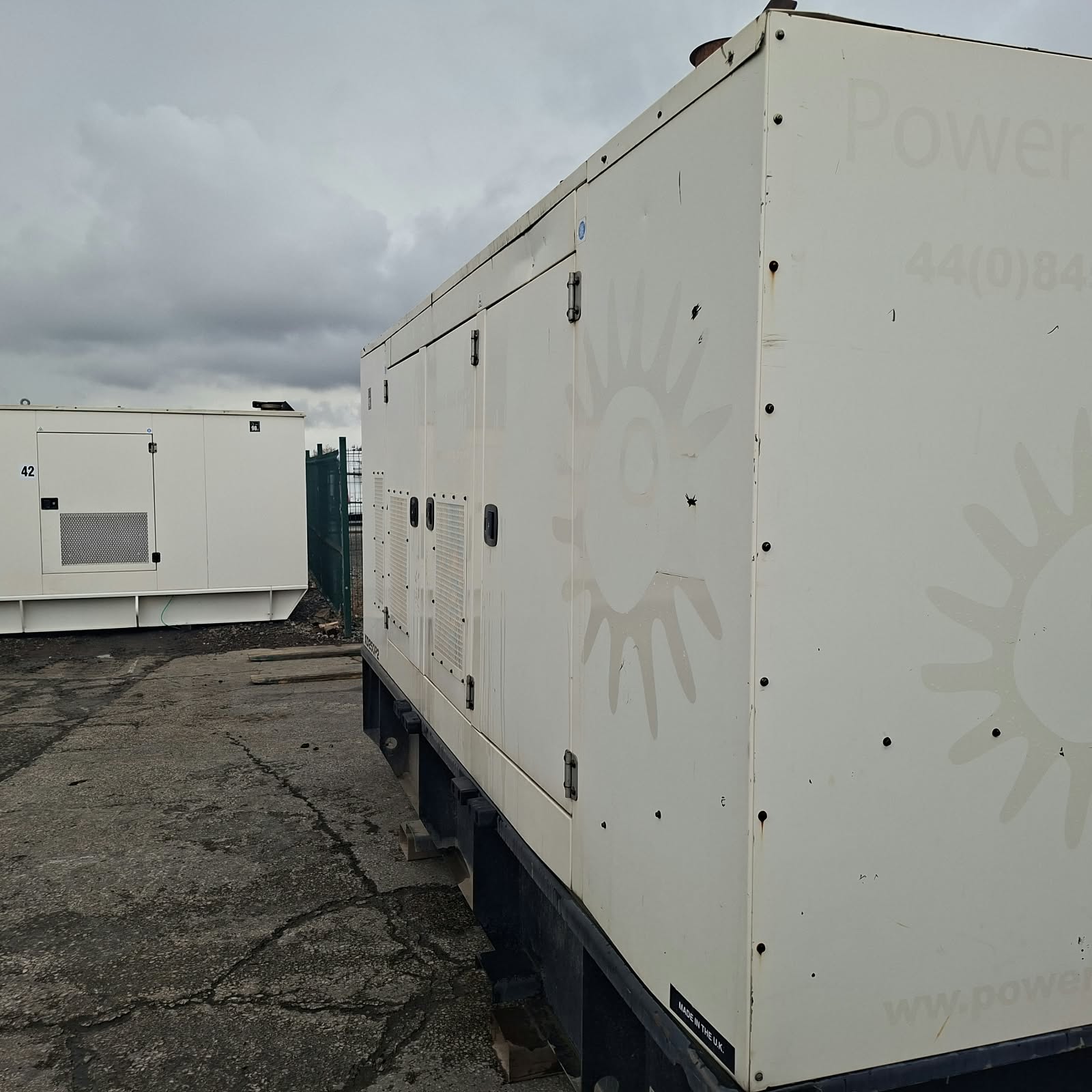 250 kVA FG Wilson XD250P2 Used Diesel Generator photograph 3